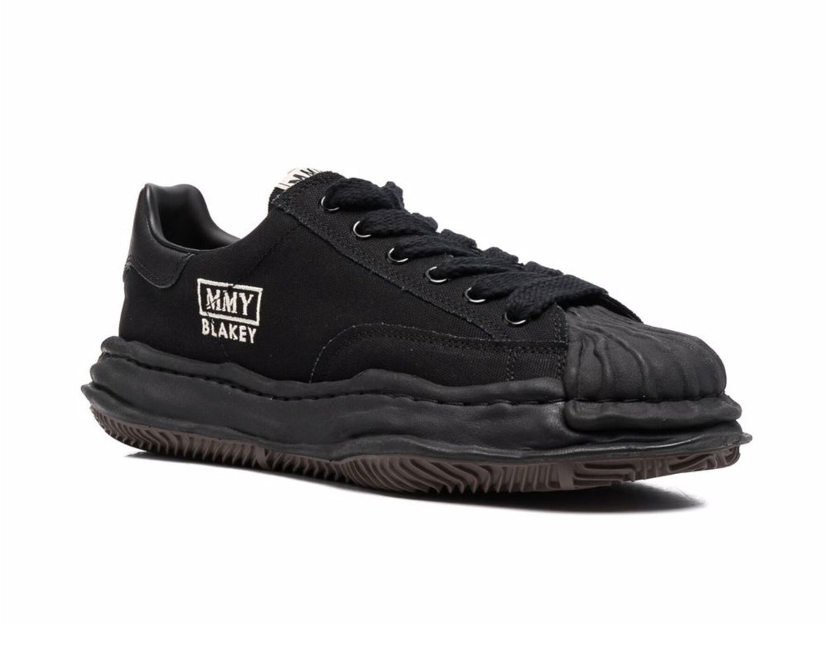 Maison MIHARA YASUHIRO ridged-trim low-top sneakers
