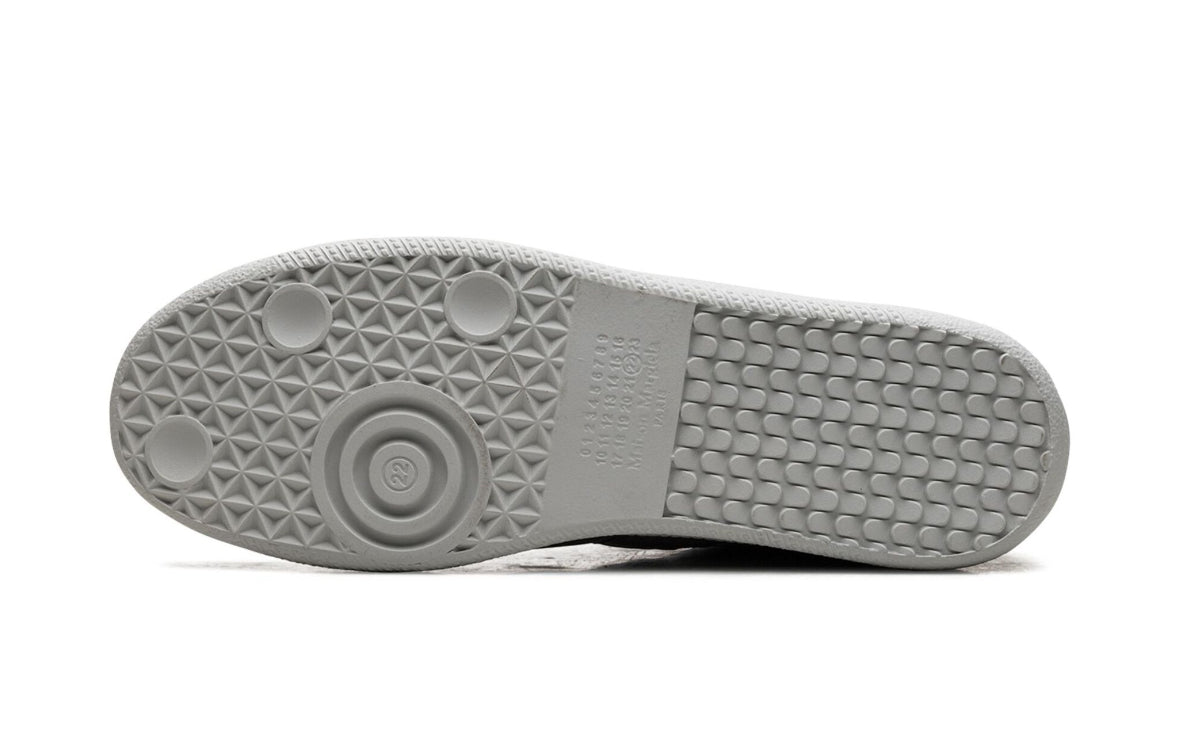 Maison Margiela
Replica "Silver Cracked" low-top sneakers