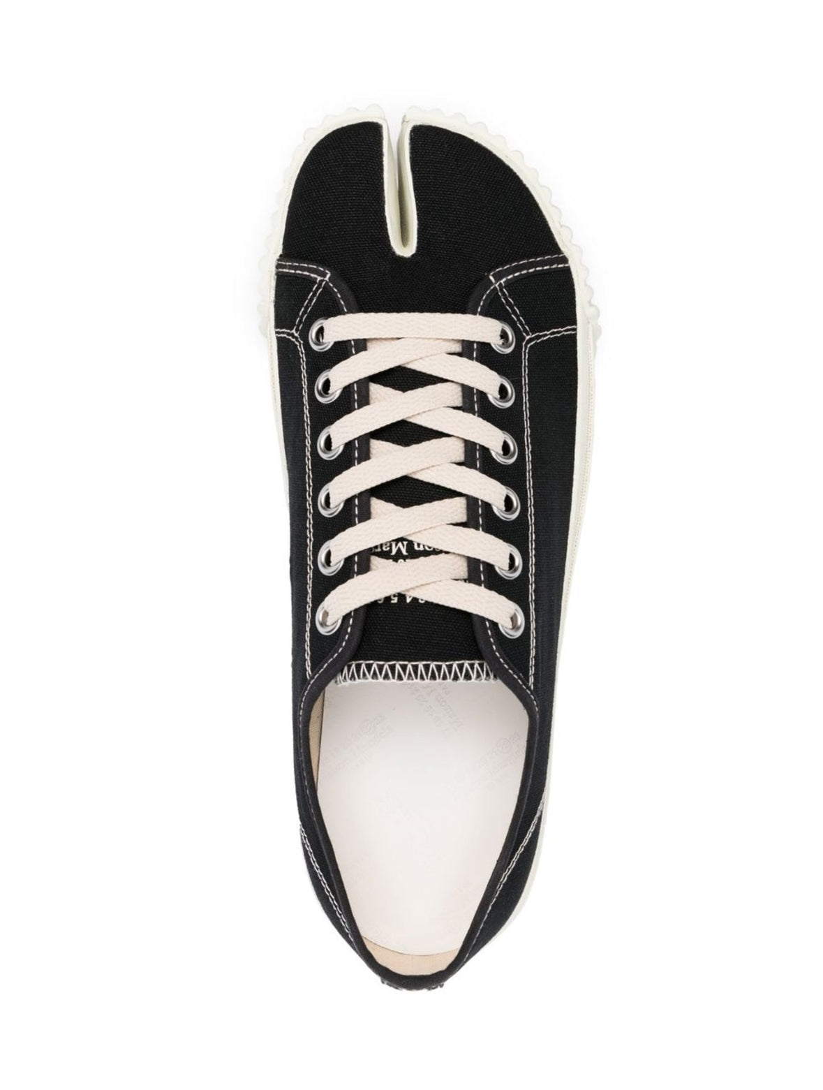 Maison Margiela
Tabi low-top sneakers