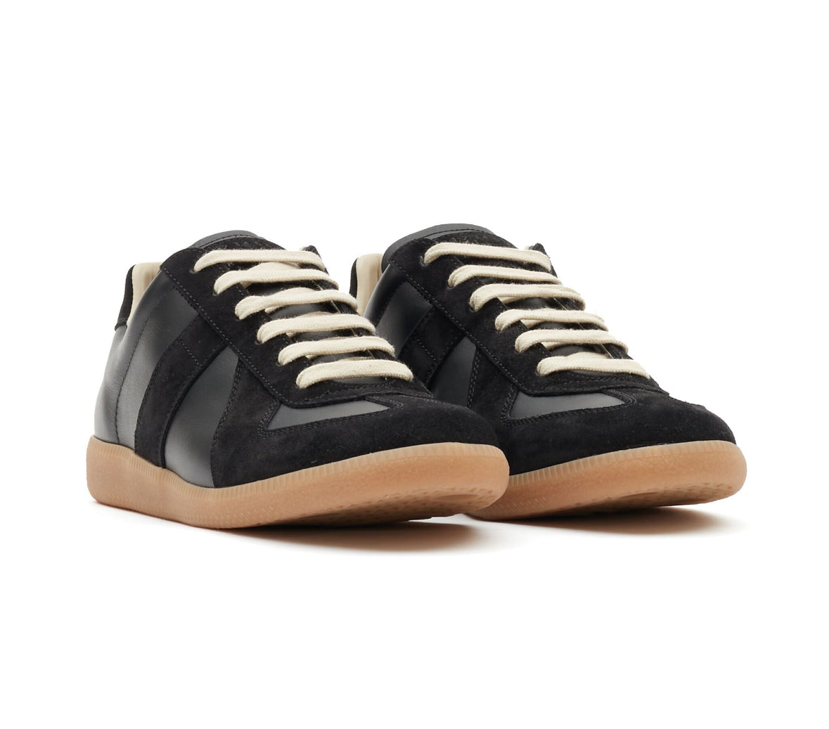 Maison Margiela
Replica low-top leather sneakers