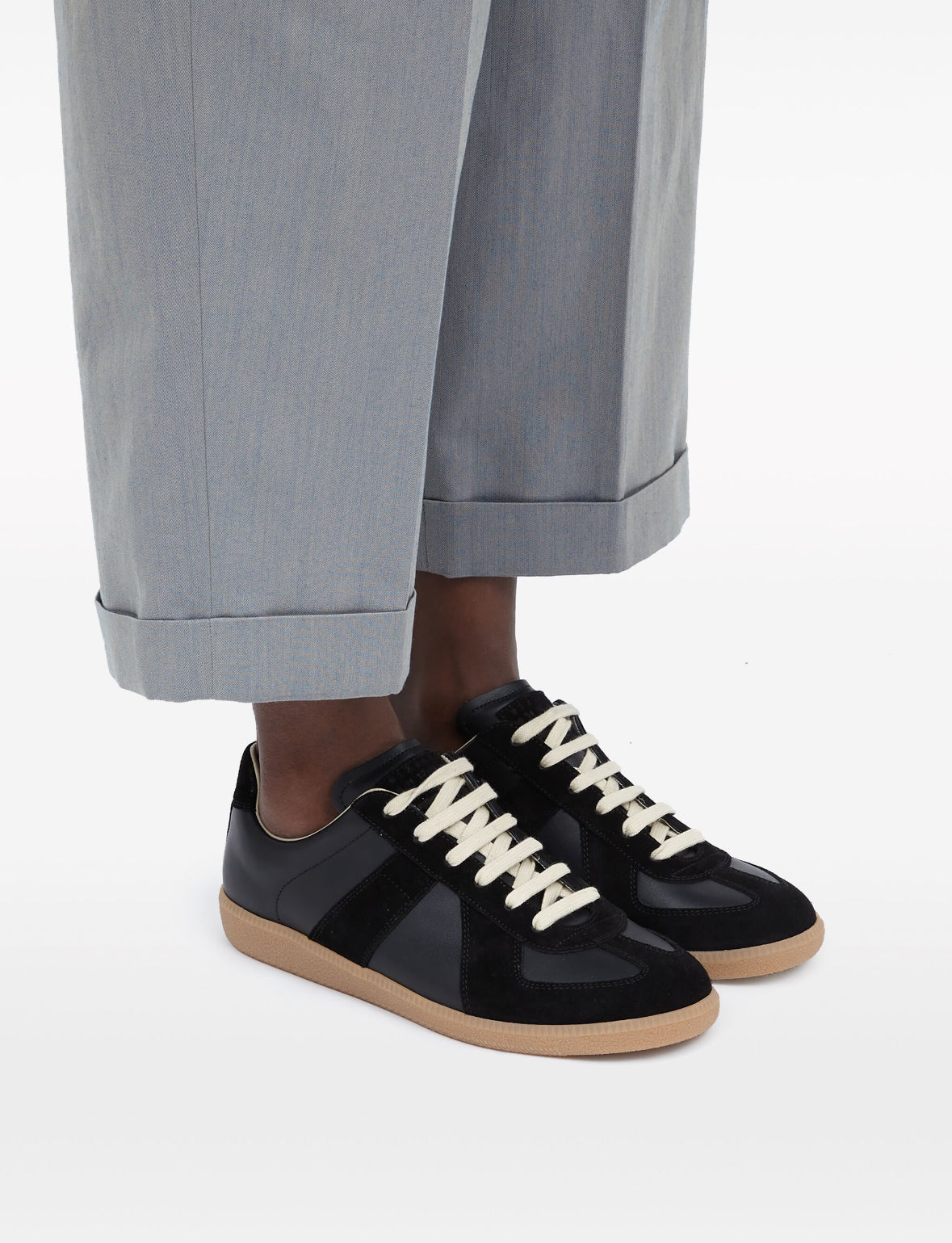 Maison Margiela
Replica low-top leather sneakers