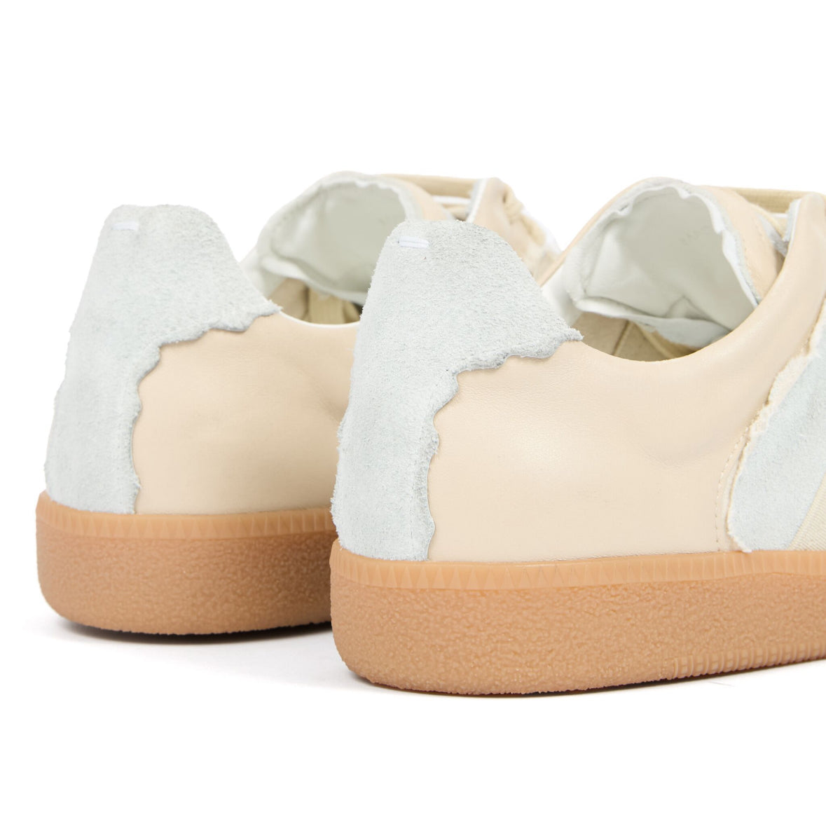 Maison Margiela
Replica Inside Out leather sneakers