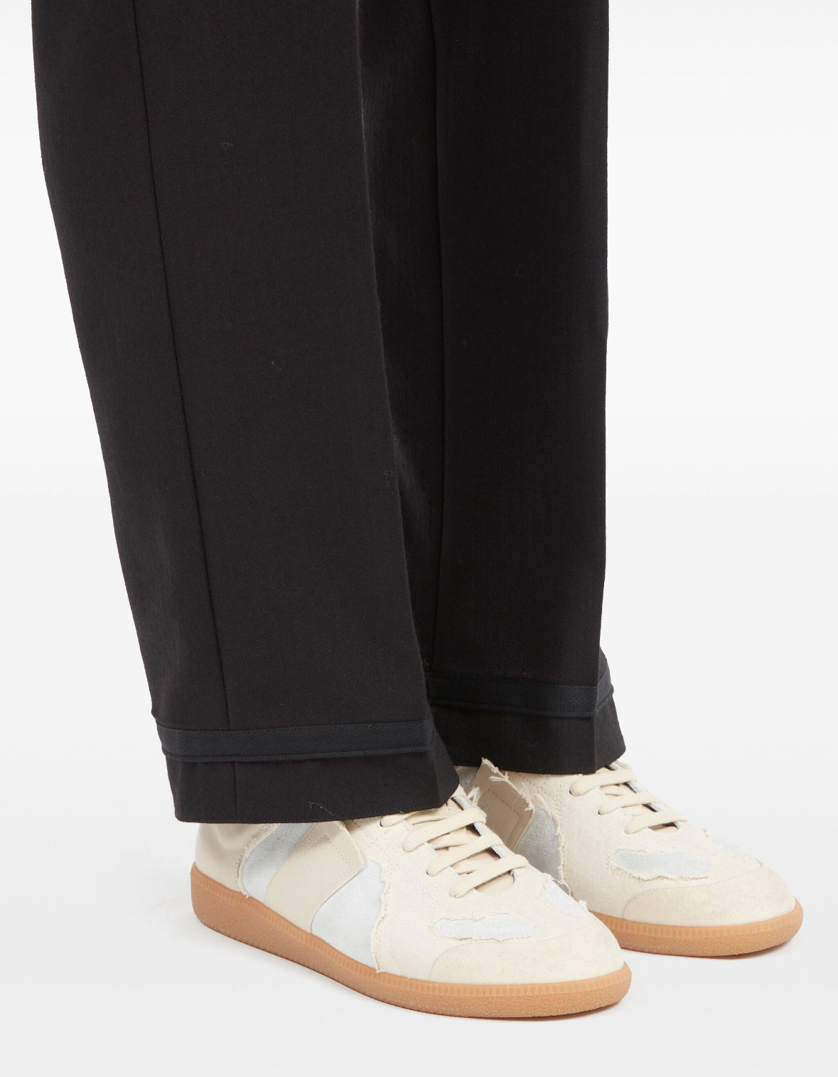 Maison Margiela
Replica Inside Out leather sneakers