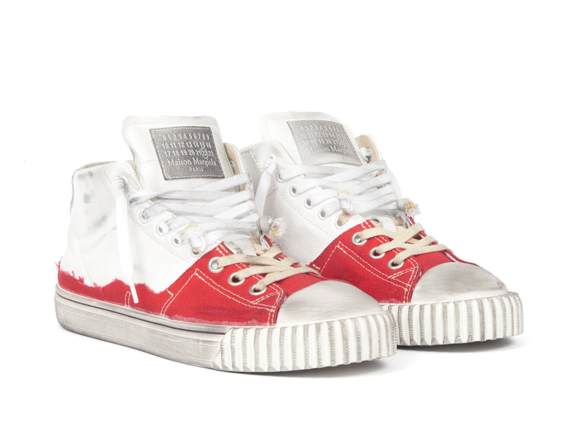 Maison Margiela
New Evolution panelled sneakers