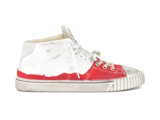 Maison Margiela
New Evolution panelled sneakers