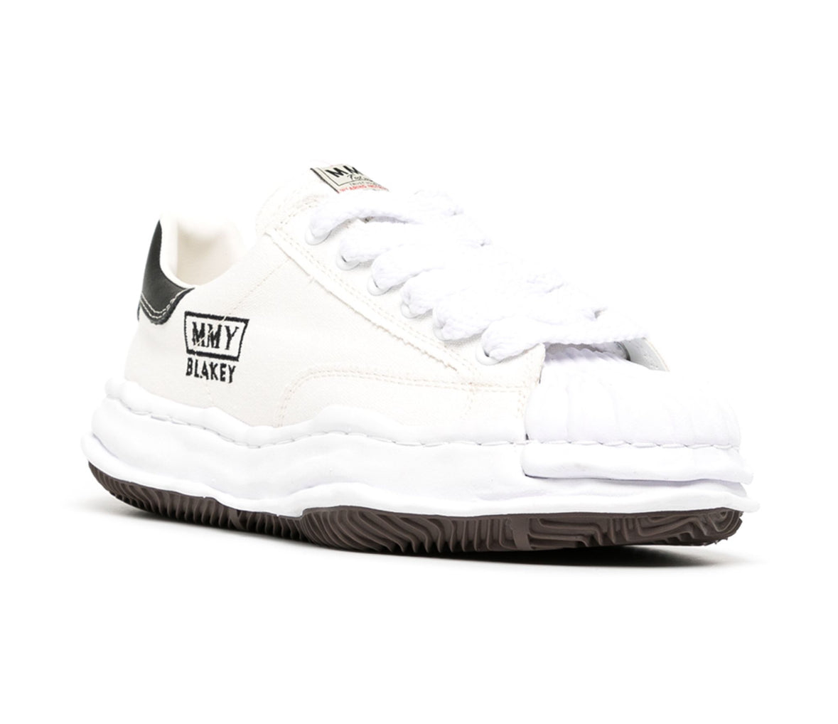 Maison MIHARA YASUHIRO
Blakey low-top sneakers
