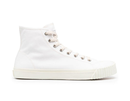 Maison Margiela
Tabi high-top sneakers
