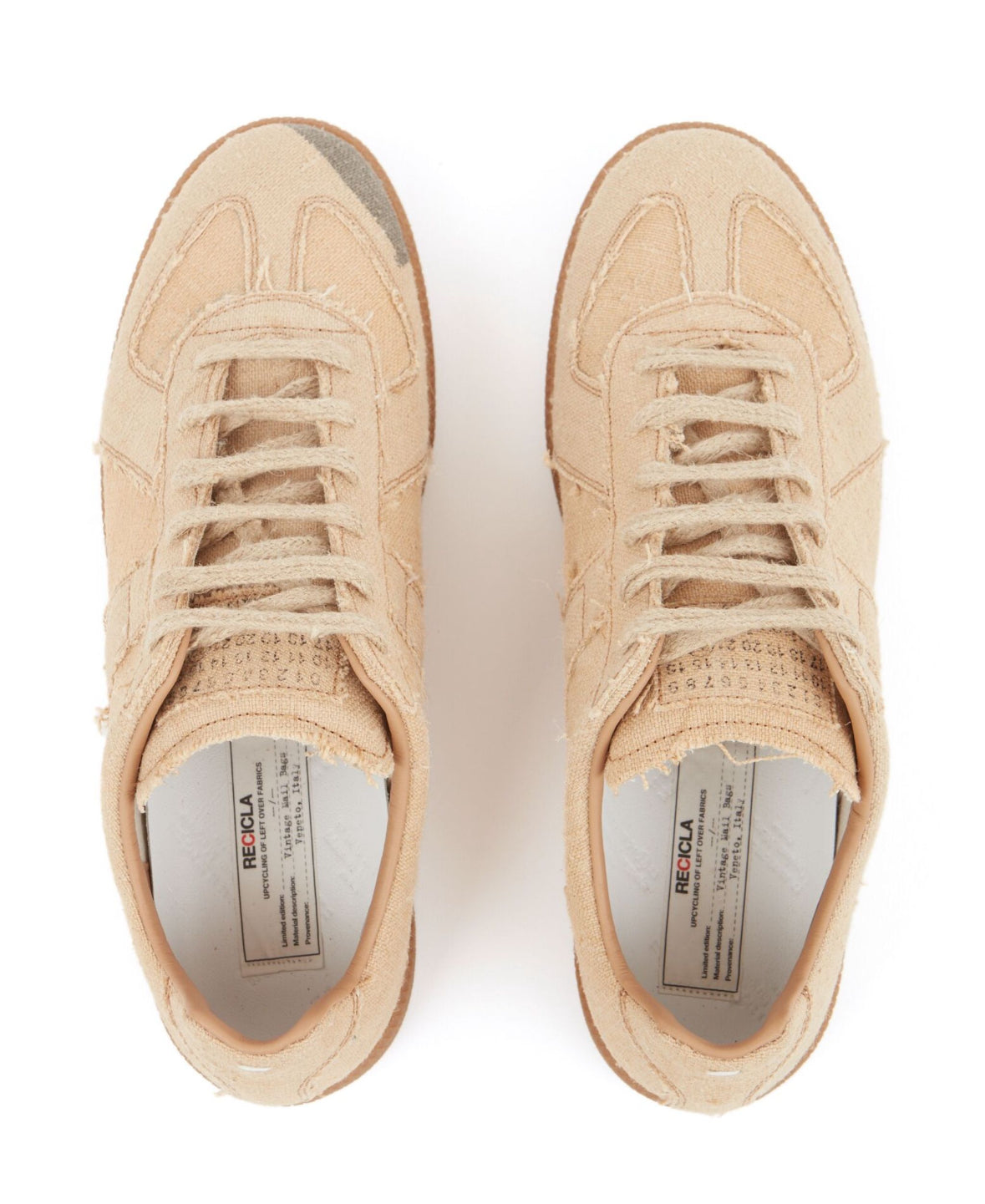 Maison Margiela
Replica low-top leather sneakers