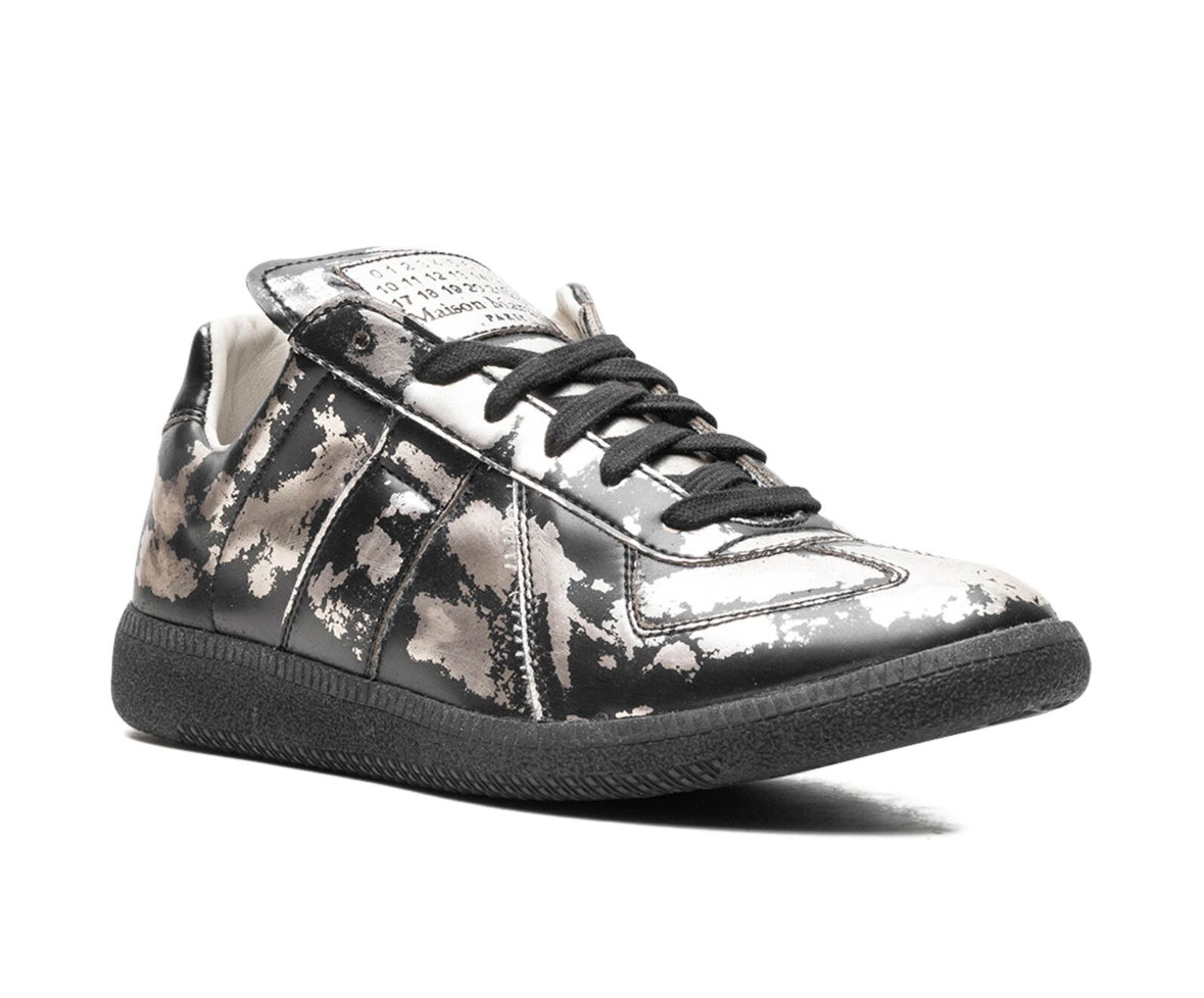 Maison Margiela
Replica "Silver/Black" sneakers
