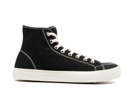 Maison Margiela
Tabi high-top sneakers