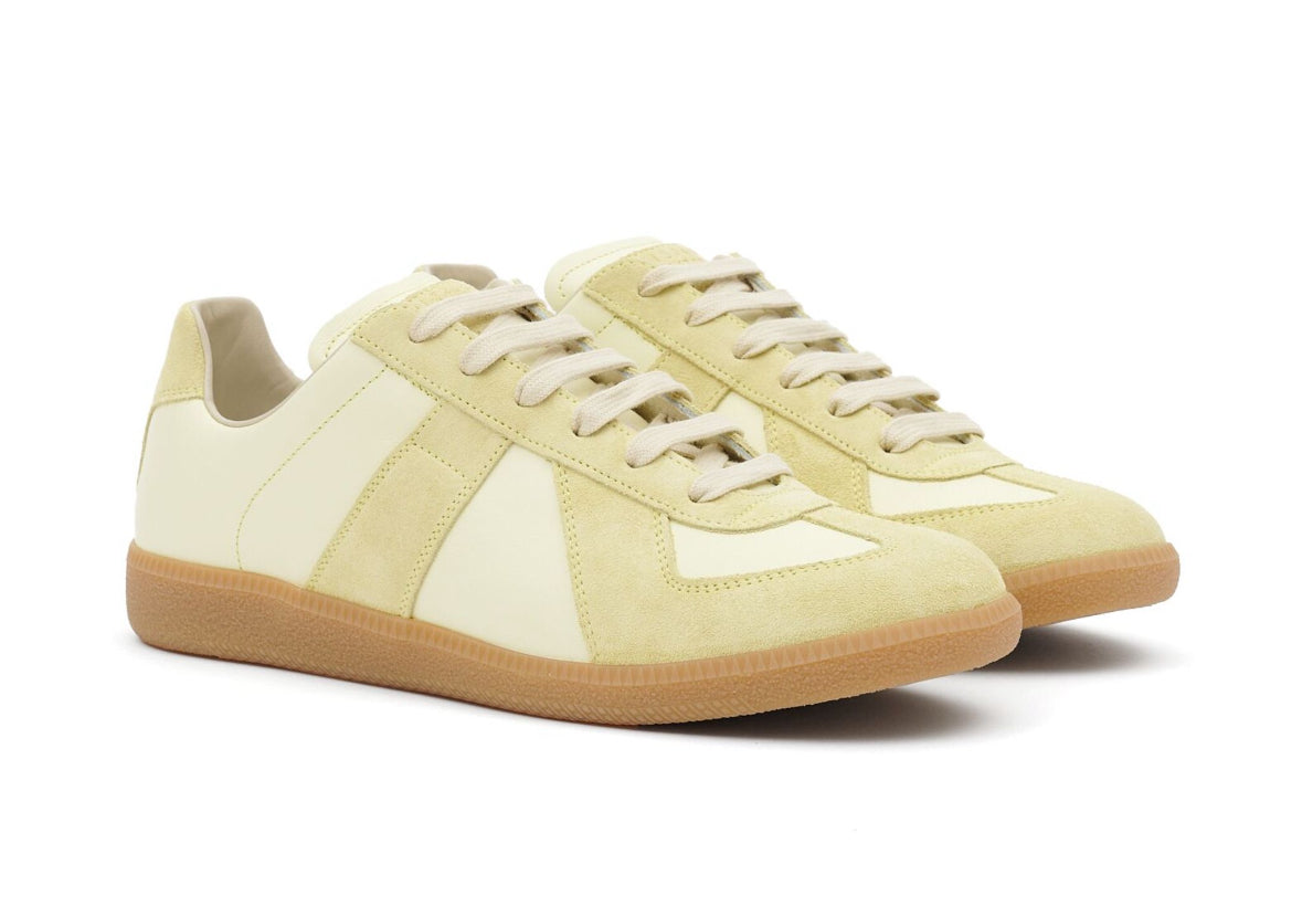 Maison Margiela
Replica low-top leather sneakers