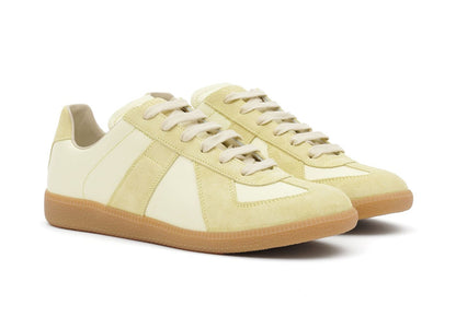 Maison Margiela
Replica low-top leather sneakers
