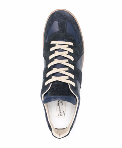 Maison Margiela
Replica low-top leather sneakers