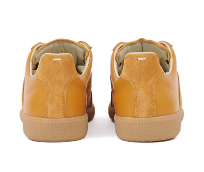 Maison Margiela
Replica low-top leather sneakers