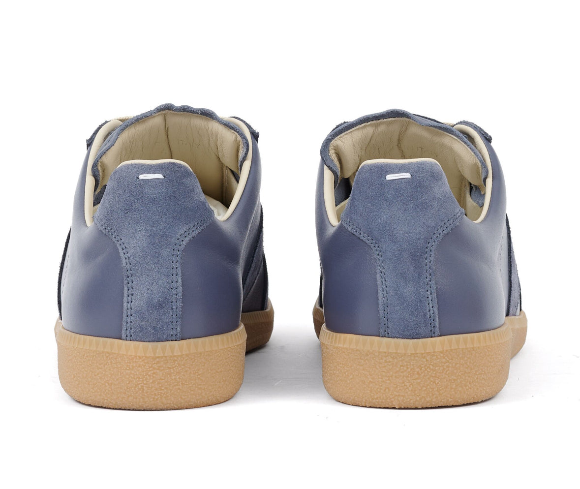 Maison Margiela
Replica leather sneakers