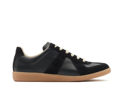 Maison Margiela
Replica low-top leather sneakers