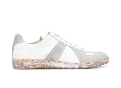 Maison Margiela
Replica low-top leather sneakers